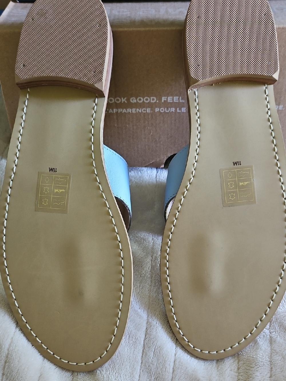 Jack Rogers Light Blue Leather Kimmie Sandals with Colorful Fish Embroidery - Picture 4 of 4